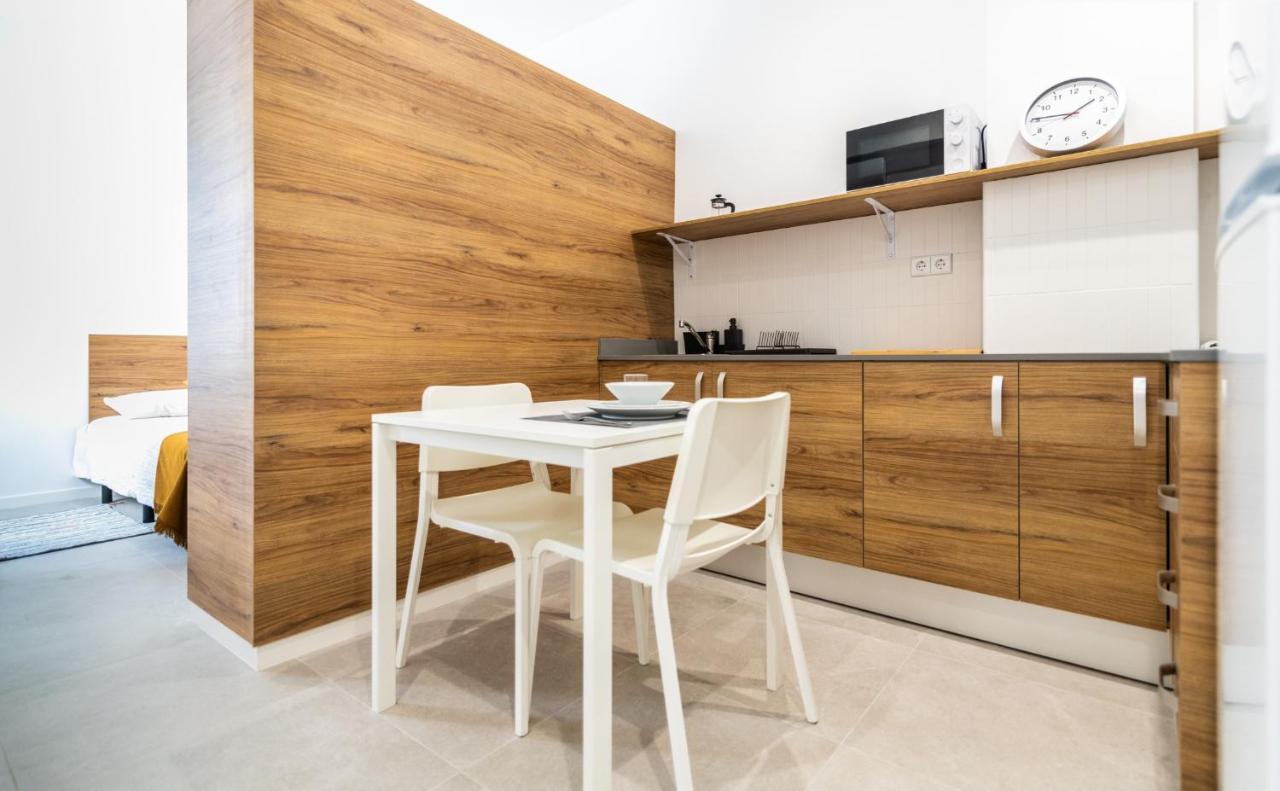 Appartement Nuevo Estudio A Metros De La Playa, Con Terraza Y Zonas Comun 3c Valence